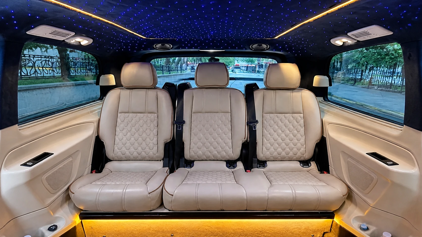 Mercedes V-Class VIP